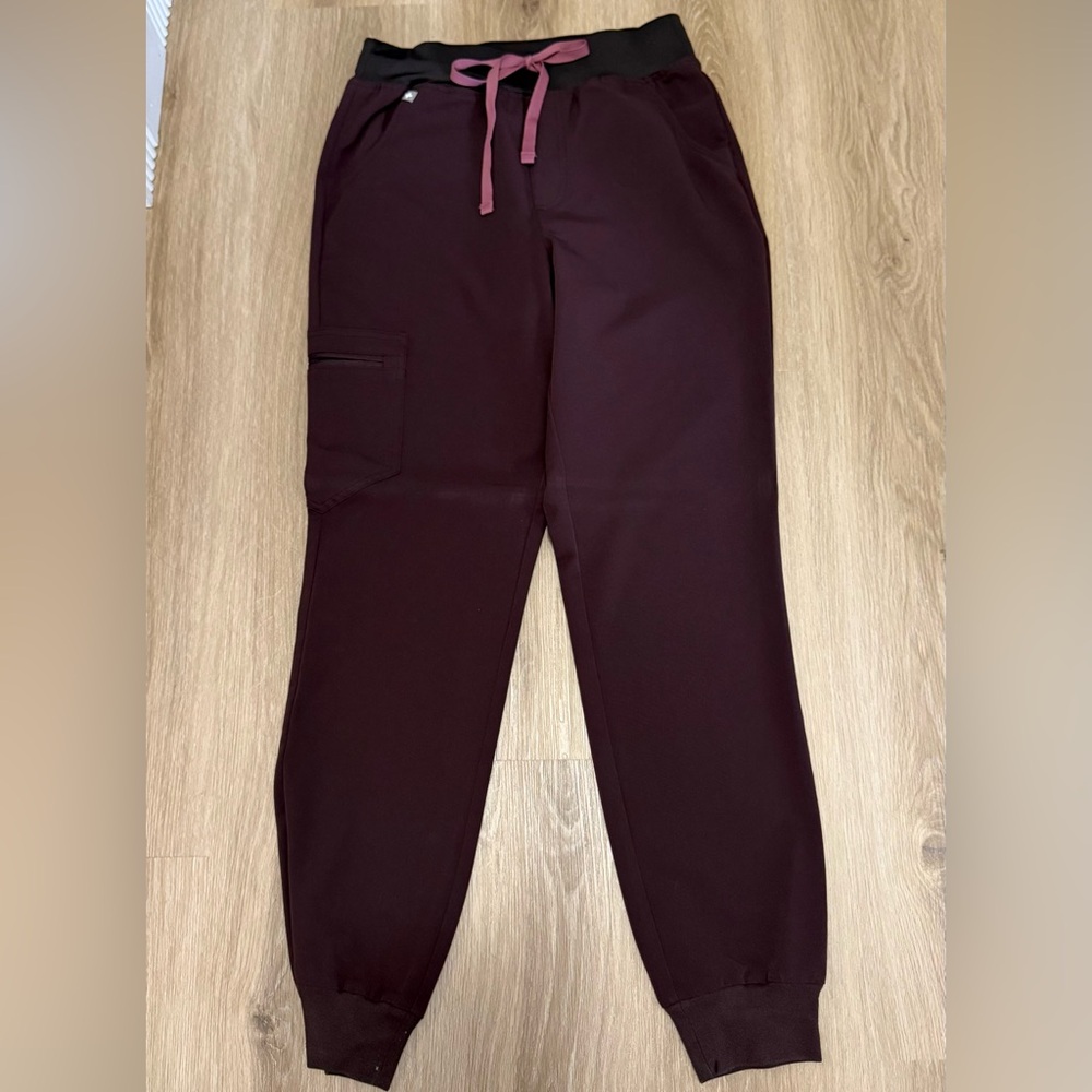 FIGS espresso Catarina XS & HW Zamora joggers Small Reg